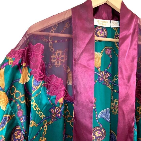 Vintage Victoria’s Secret Robe - Picture 3 of 6